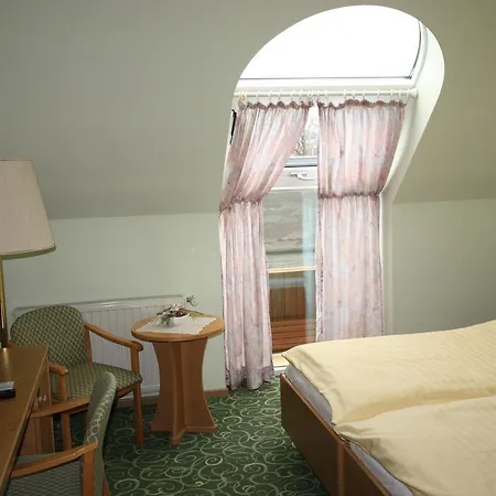 Szálloda Buergerhof 3*