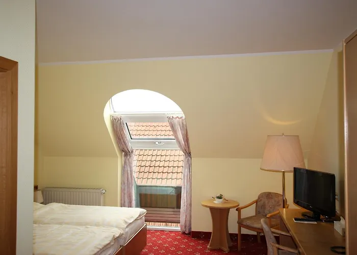 Hotel Buergerhof 3*